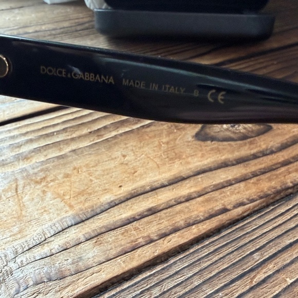 Authentic Dolce & Gabbana  DG 4286 3079/87 Patent Black Sunglasses